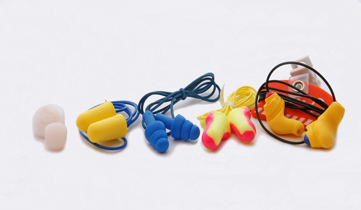 Alles rund um Hörgeräte & Hörimplantate IhrHörgerät.de